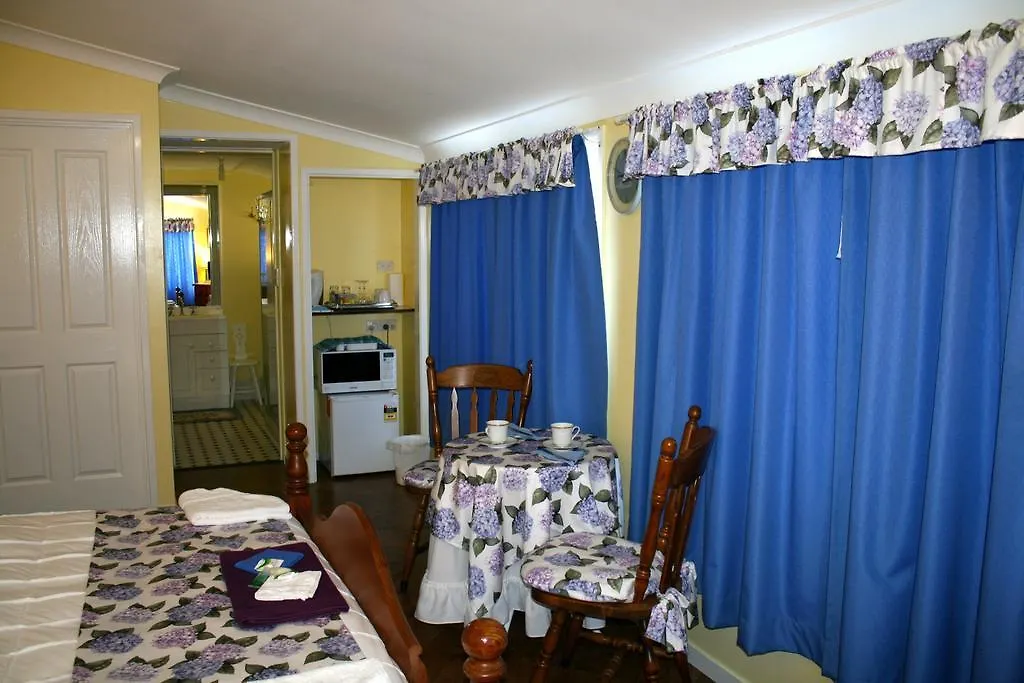 Holiday home Jacaranda Homestead Accommodation Mount Tamborine