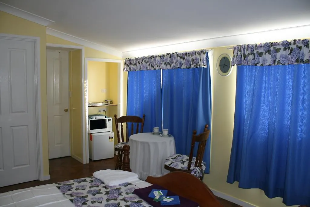 Holiday home Jacaranda Homestead Accommodation Mount Tamborine