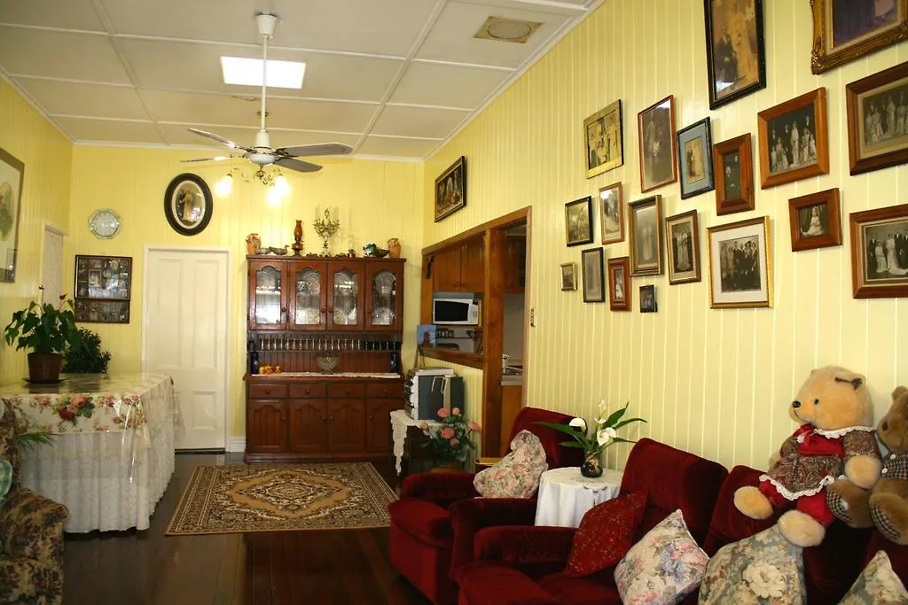 Jacaranda Homestead Accommodation Mount Tamborine Holiday home