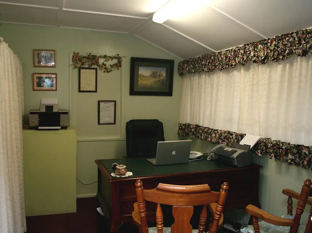 Holiday home Jacaranda Homestead Accommodation Mount Tamborine