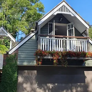 Apartment Mountain Escape, Mount Tamborine